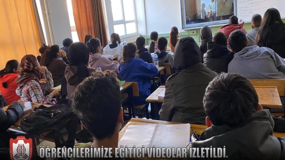 BİGEP Kapsamında Değerler Eğitimi ile İlgili Öğrencilerimize Videolar İzletiliyor!